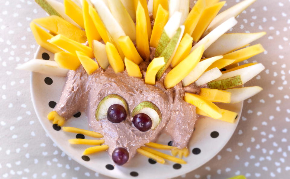 Süßes für Kinder: Mango-Birnen-Igel