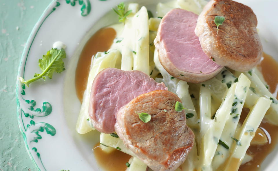 Schweinsfilet mit Kohlrabi-Ragout