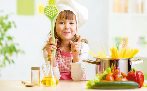 Bild: Oksana Kuzmina - Fotolia Neu: Kochen für Kinder