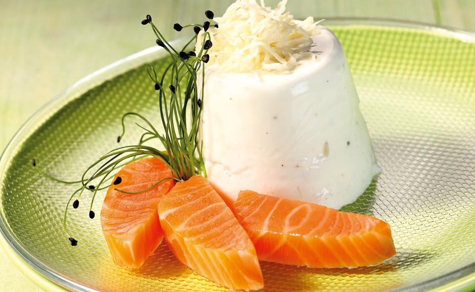 Joghurt Mousse mit Lachs