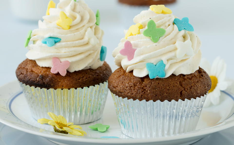 Marillen-Cupcakes mit Vanille-Topping