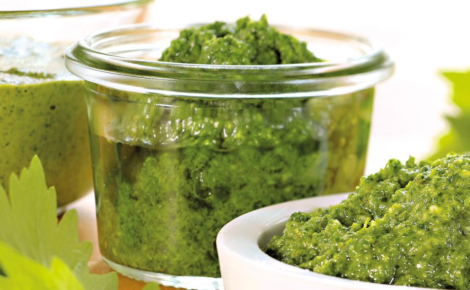 Petersil-Nuss-Pesto