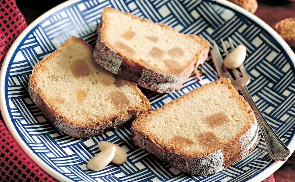 Mandelkuchen mit Marzipan