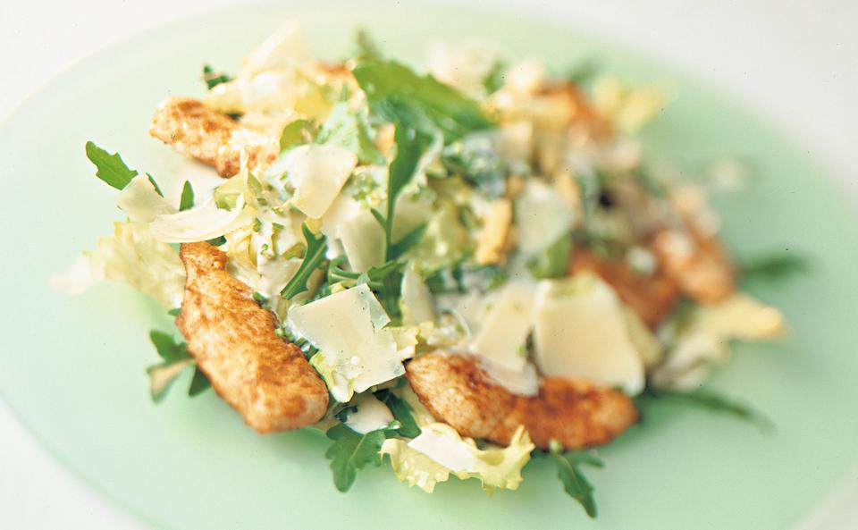 Caesar Salad mit Hühnerbruststreifen