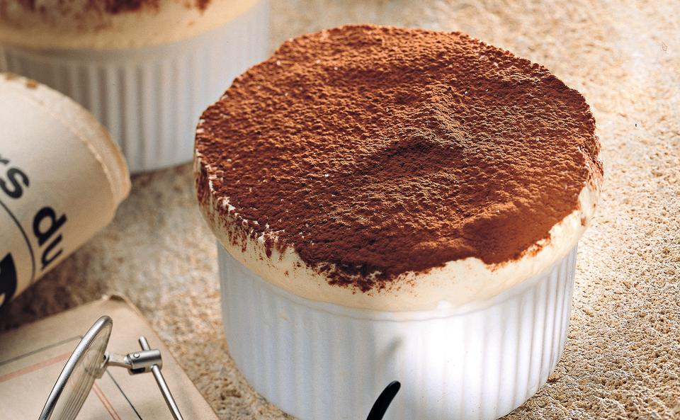 Eissoufflé mit Orangenlikör