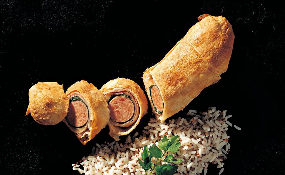 Bratwurst im Strudelteig