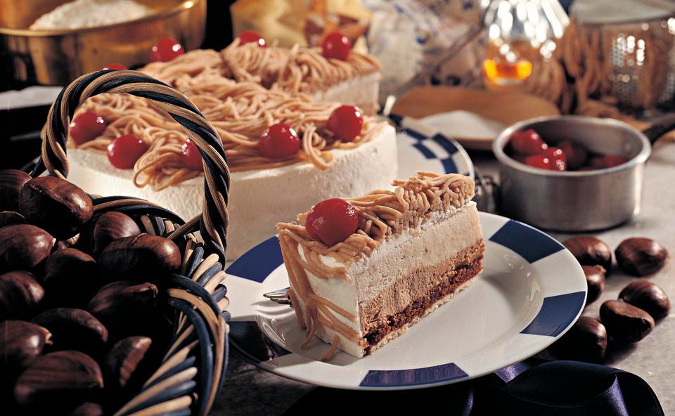 Biskuittorte mit Maroni- und Schokoladecreme