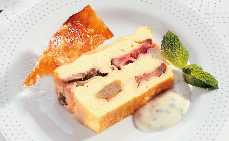 Süße Feigen-Lasagne mit Minze-Rahmsauce