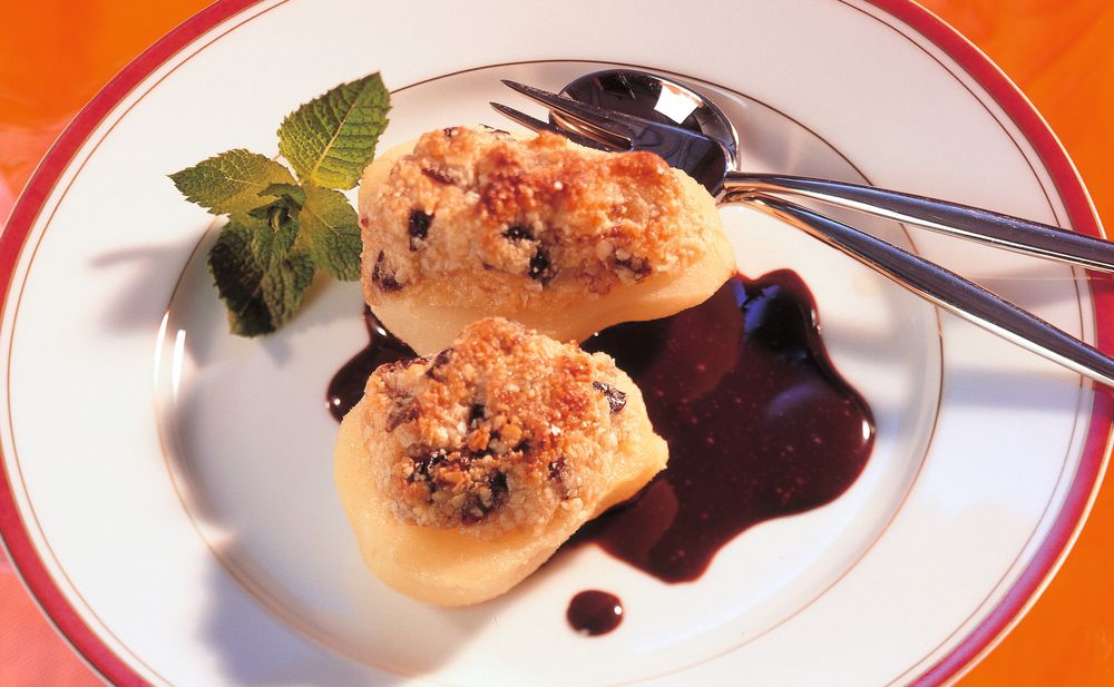 Gefüllte Birnenhälften • Rezept • GUSTO.AT