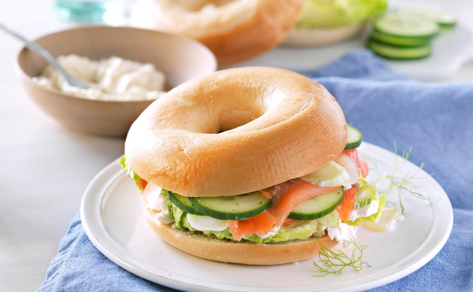 Bagel mit Räucherlachs