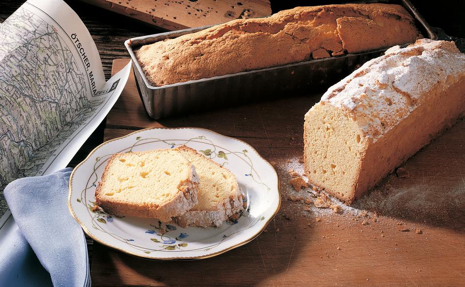 Kuchen aus Osterlamm-Teig