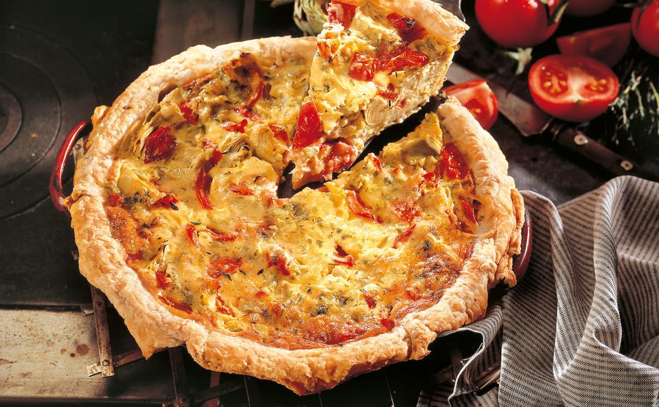 Artischocken-Quiche mit Paprika und Kräutern