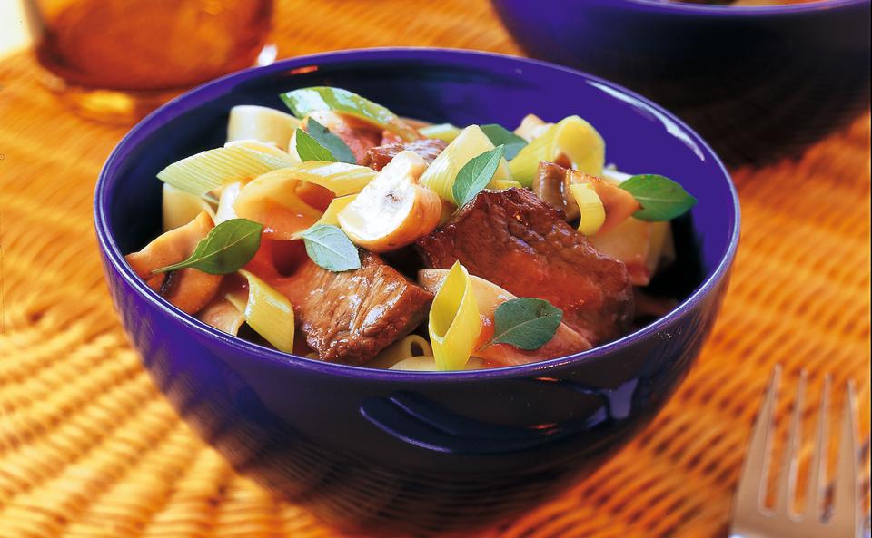 Tagliatelle mit Rindsfilet und rosa Cremesauce