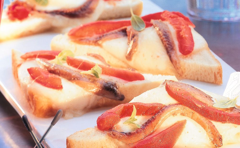 Crostini alla napoletana • Rezept • GUSTO.AT
