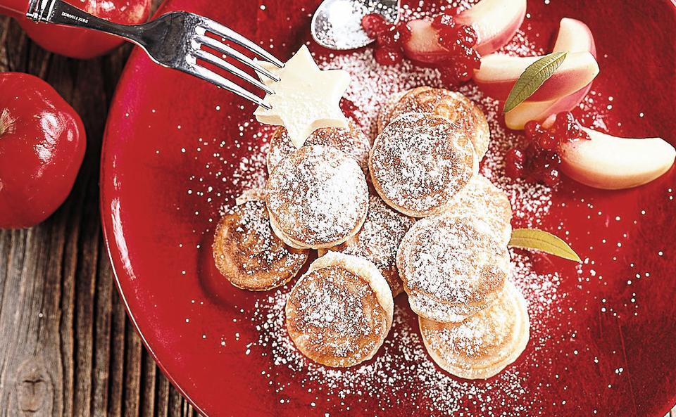 Poffertjes met boter: niederländische Pfannküchlein