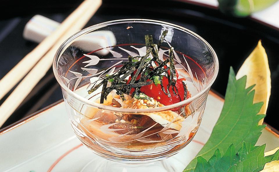 Japanischer Thunfisch mit Pilzen