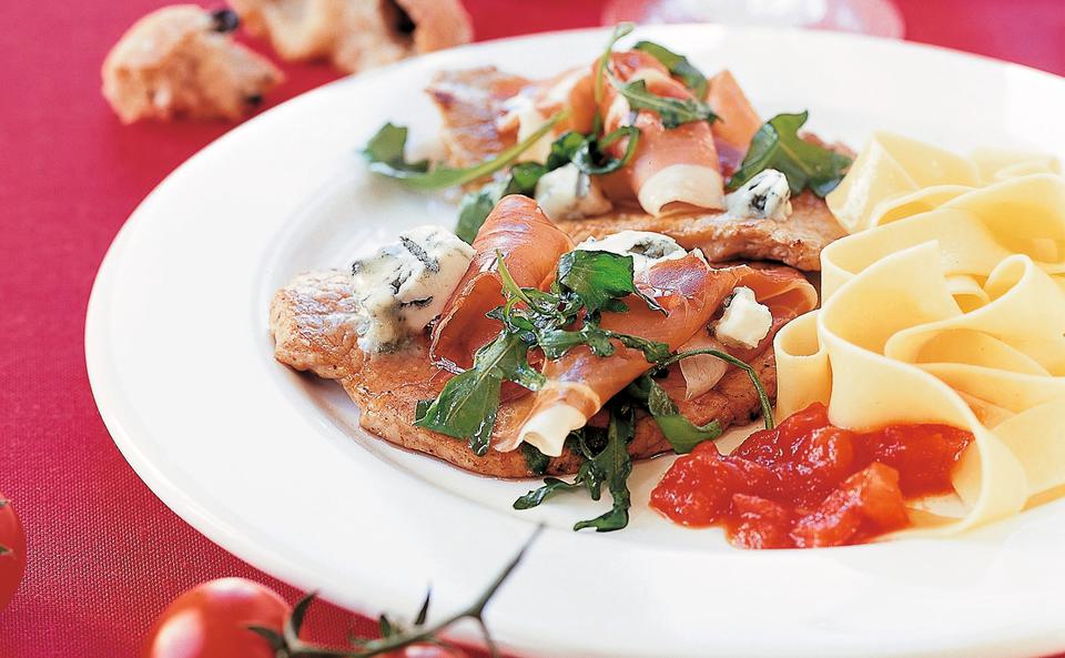 Kalbsschnitzel „Saltimbocca“ • Rezept • GUSTO.AT