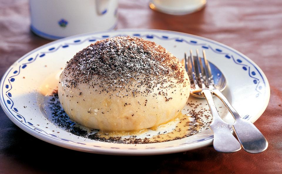 Germknödel mit Mohn