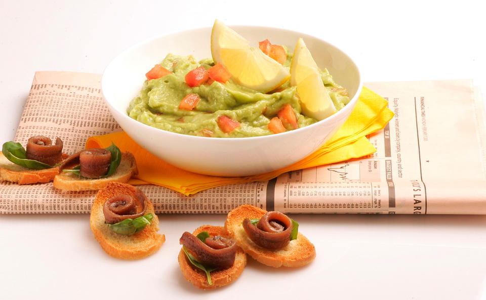 Guacamole mit Brotchips