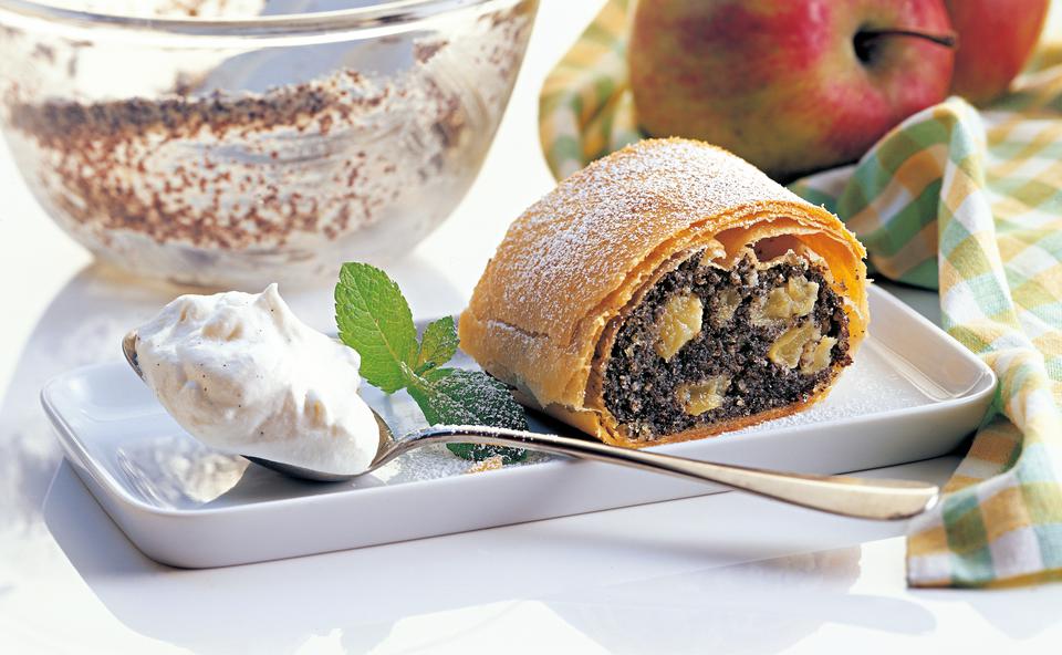 Mohn-Apfel-Strudel • Rezept • GUSTO.AT