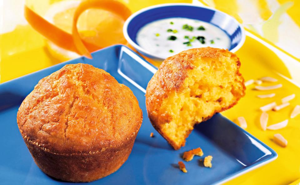 Pikante Karottenmuffins mit Mandeln • Rezept • GUSTO.AT