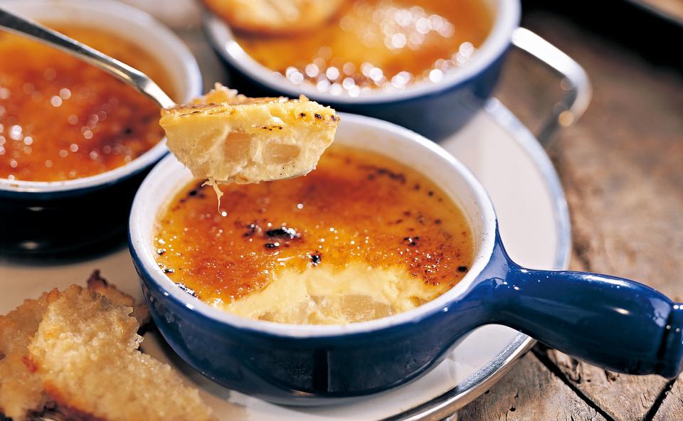 Mandel-Birnen-Crème-brûlée