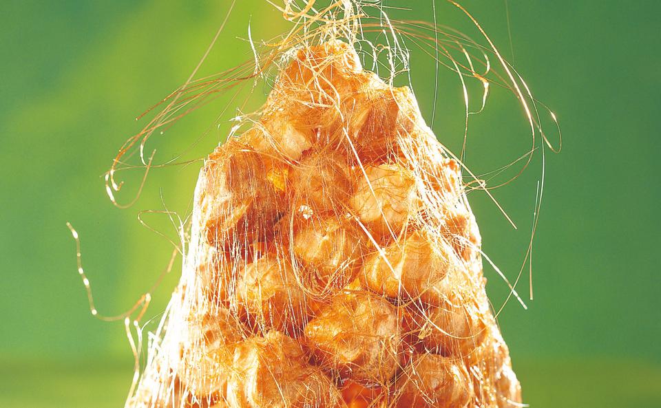 Croquembouche: Französische Brandteigkrapferltorte