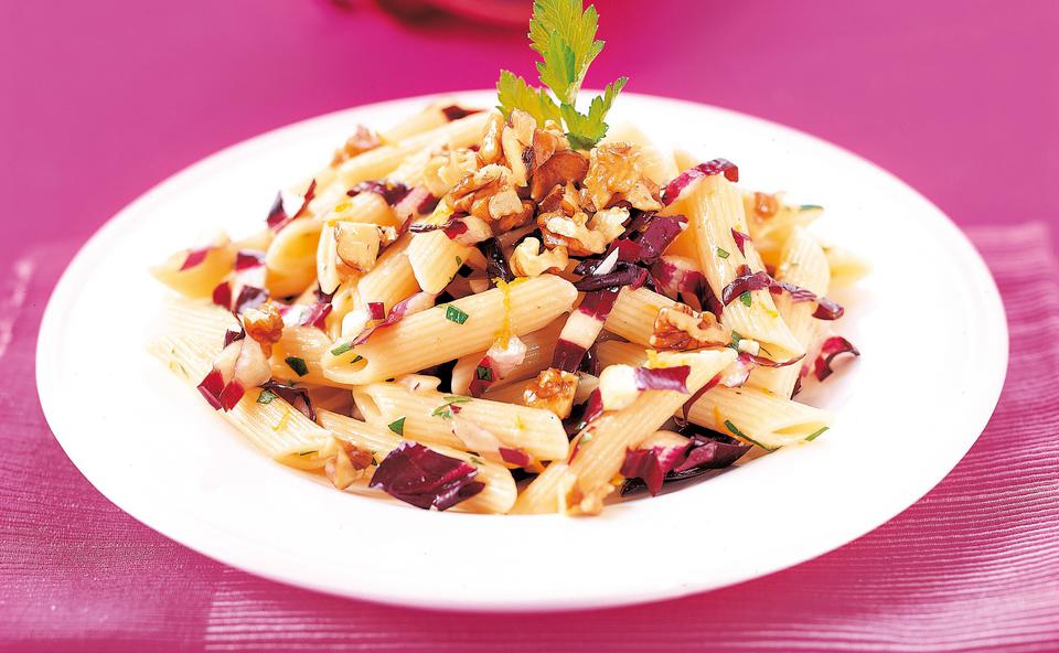 Penne mit Radicchio und Walnüssen