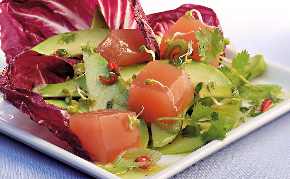 Avocado-Salat mit Grapefruit-Würfeln