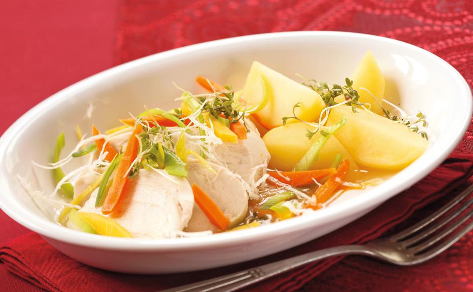 Hühnerfilet mit Gemüsefond