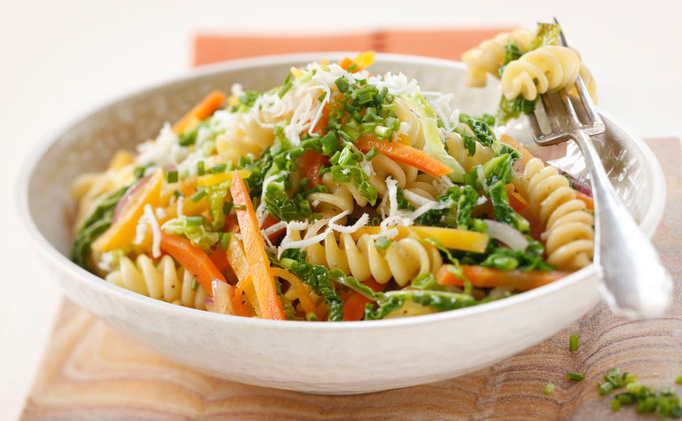 Fusilli mit Wurzelgemüse, Kohl und Kren