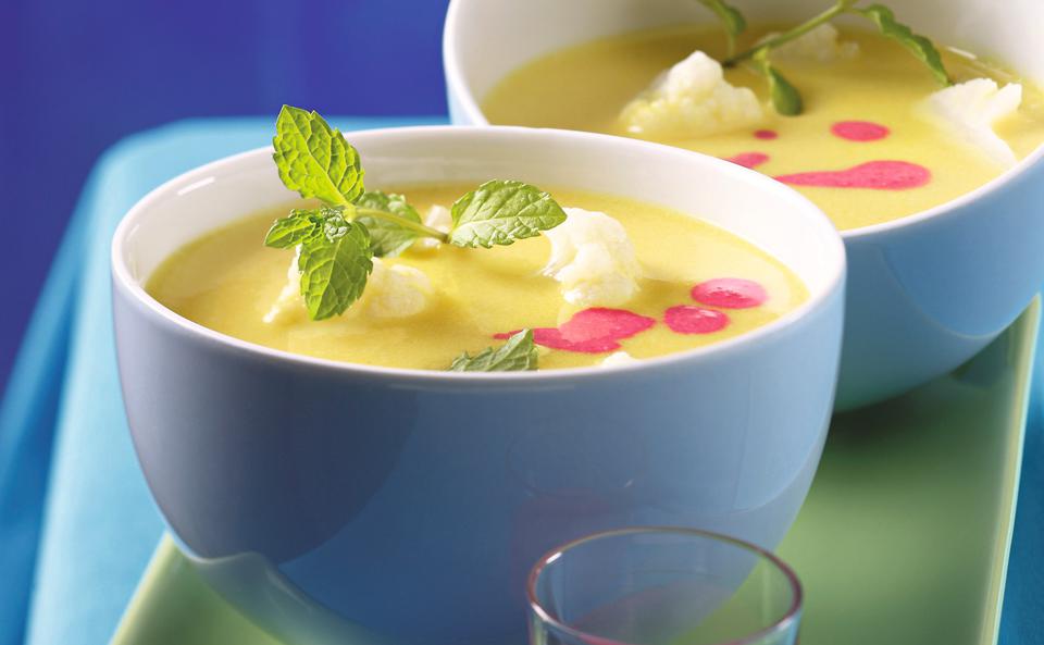 Erdäpfel-Curry-Suppe mit Karfiol