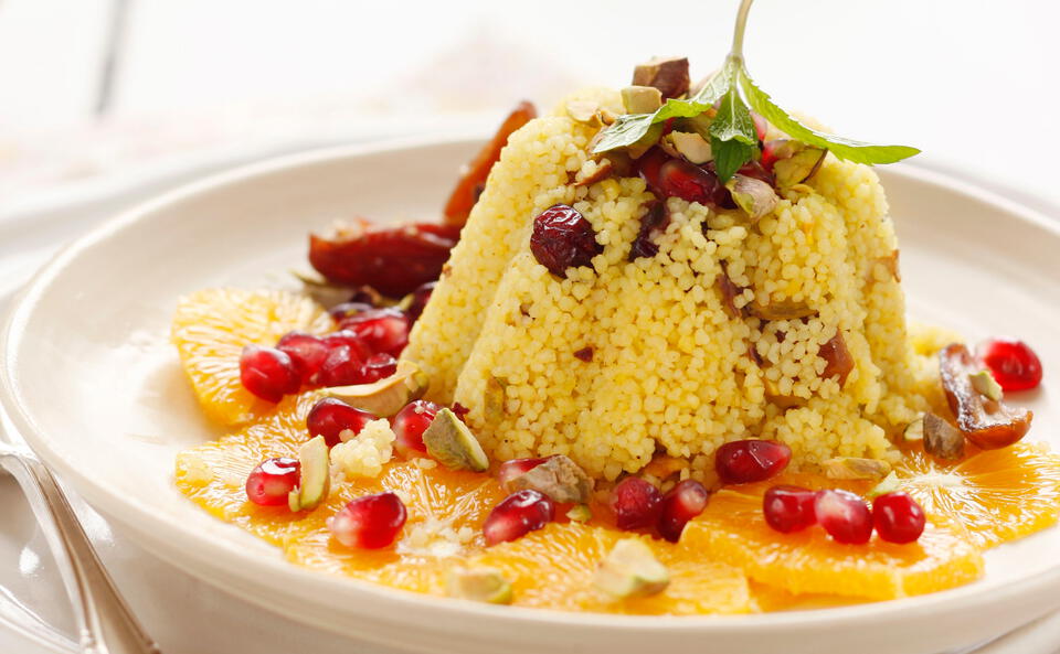 Couscous mit Granatapfel und Orange