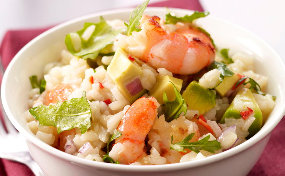 Risotto mit Garnelen, Avocado und Rucola