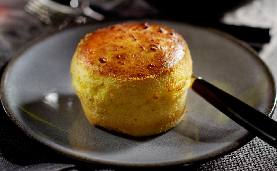 Käsesoufflé mit Topfen und Bergkäse