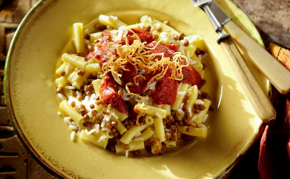 Kushari: Ägyptische Reis-Nudelpfanne