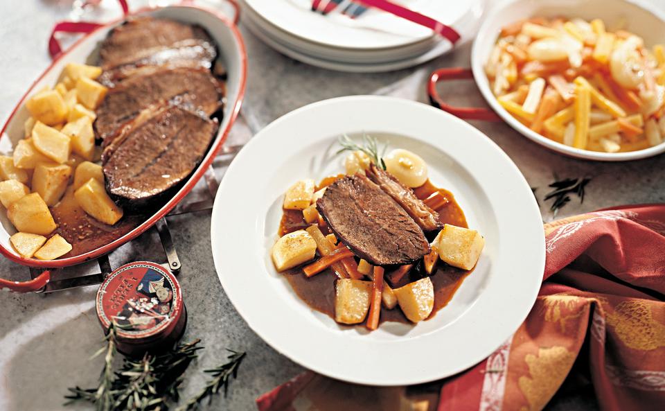 Geschmorter Rindsbraten mit Wurzelgemüse