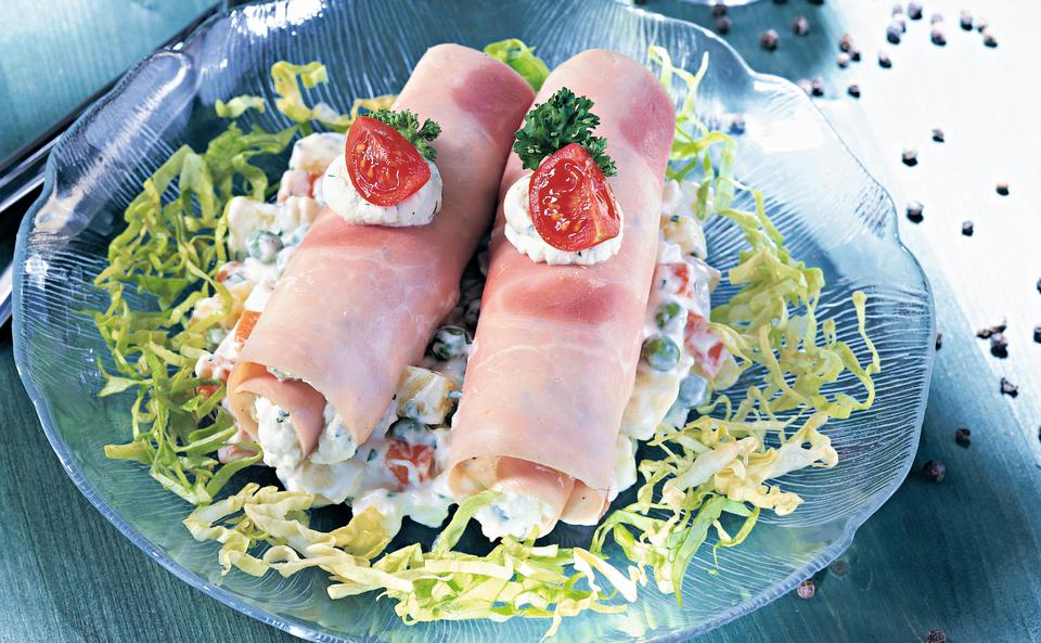 Schinkenrollen mit Kräutertopfenfülle und Gemüse-Mayonnaise