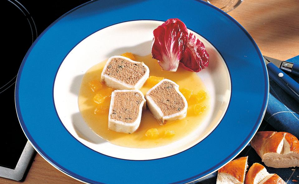 Hühnerleber-Terrine mit Orangensauce