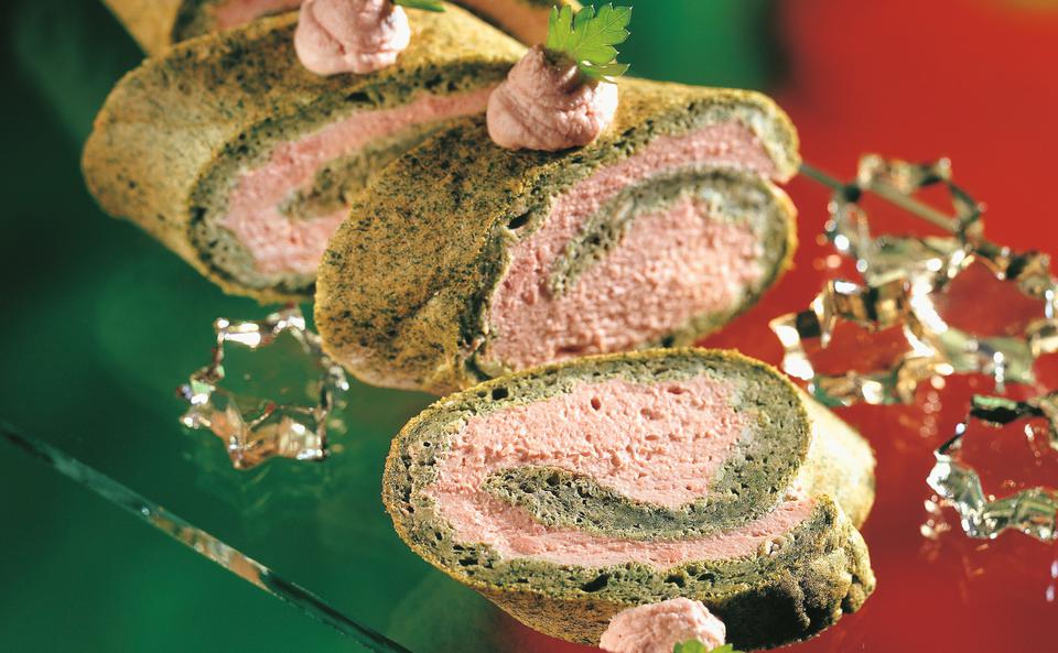 Spinatroulade mit Gänselebermus gefüllt