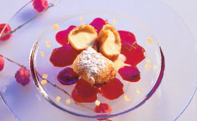 Gebackene Vanillemilch mit Rote-Rüben-Scheiben • Rezept • GUSTO.AT