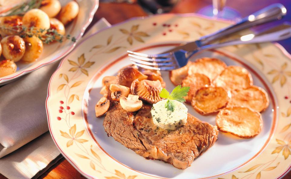Entrecôte mit Schalotten und Pilzen • Rezept • GUSTO.AT