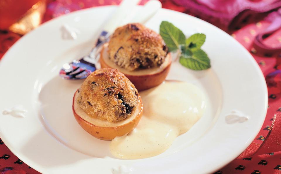 Bratäpfel mit Weinschaum • Rezept • GUSTO.AT