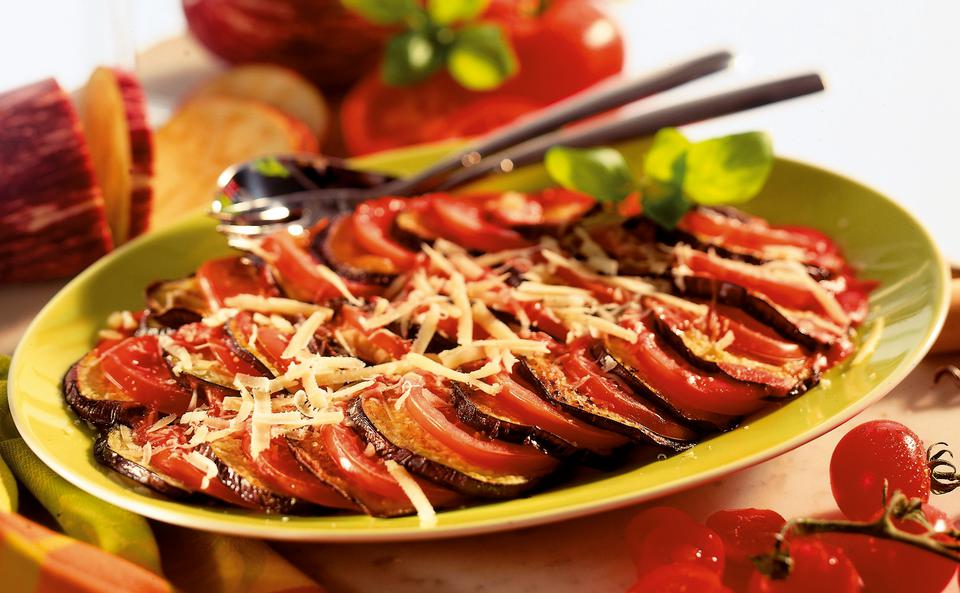 Überbackene Melanzani mit Tomaten