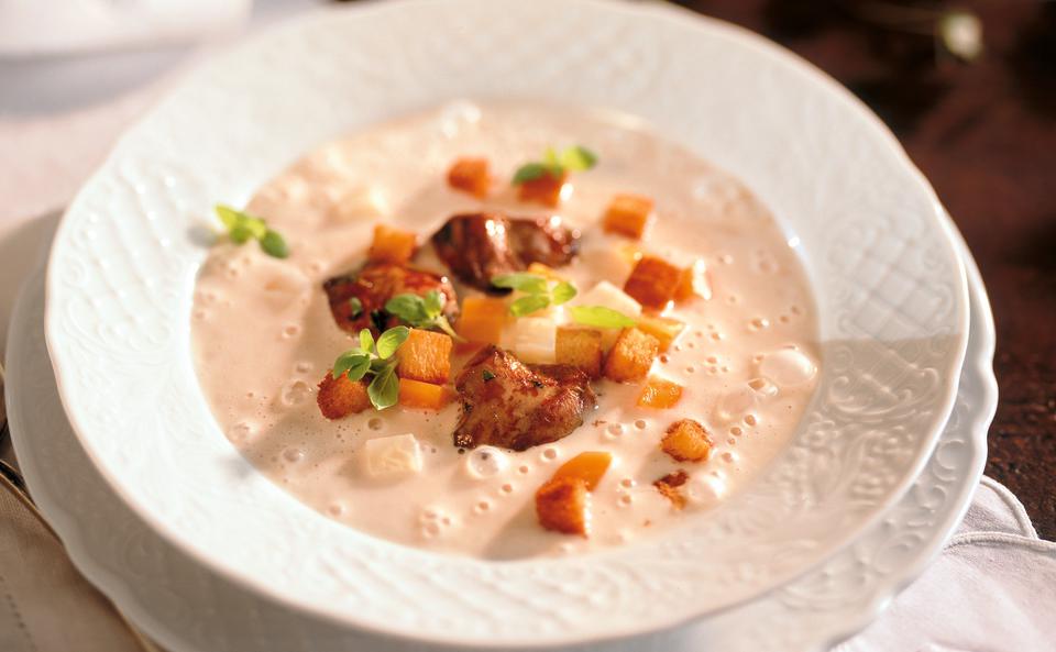 Cremige Wildfasansuppe