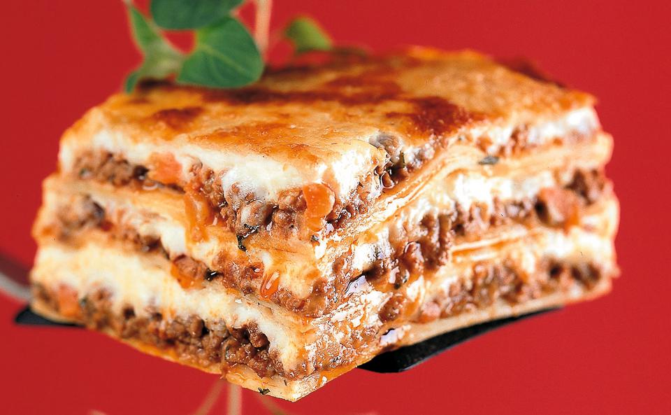 Lasagne mit Fleischragout und selbstgemachten Nudeln