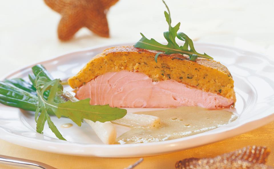 Lachs mit Maiskruste und Rucolasauce