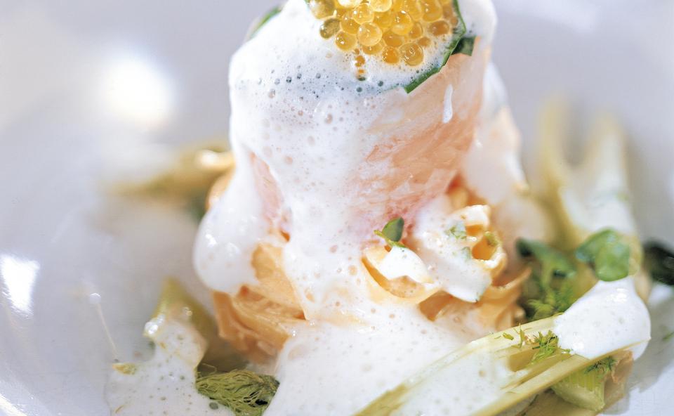 Gerollte Seezunge mit Zitronen-Kaviar-Nudeln und Fenchelgemüse