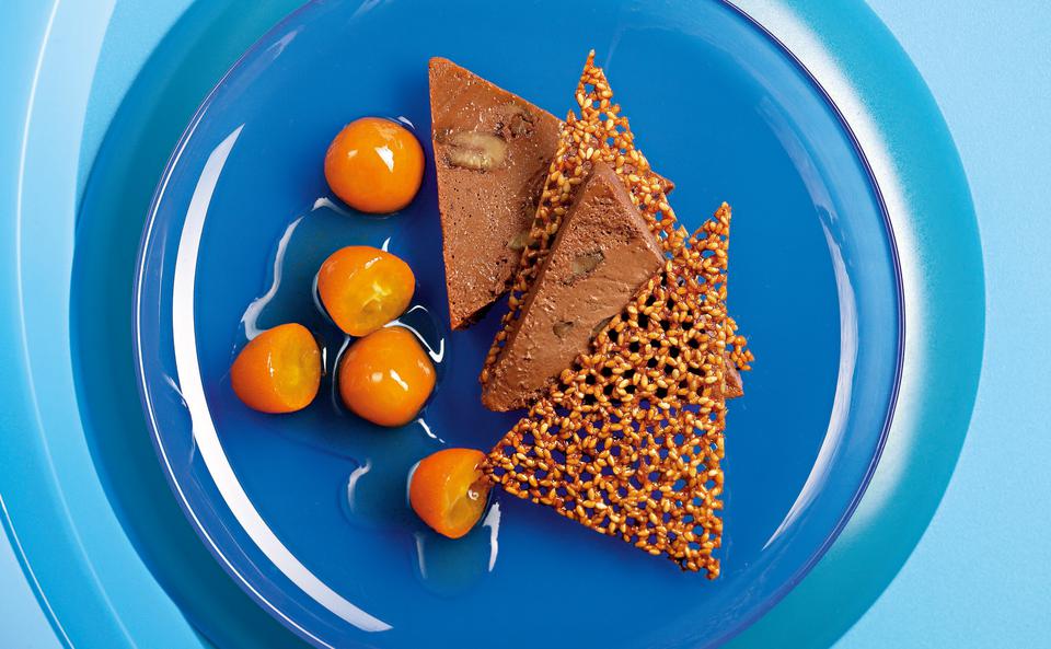 Maroniparfait mit Kumquat-Kompott • Rezept • GUSTO.AT