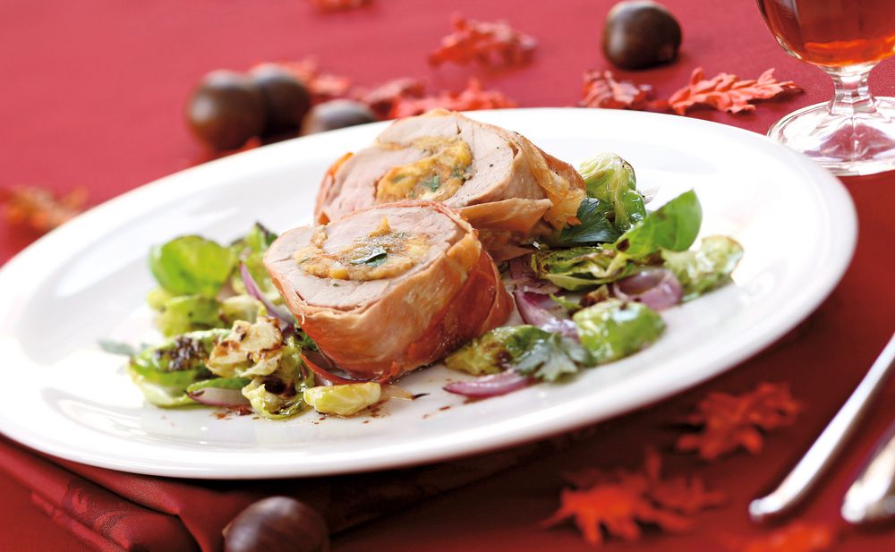 Schweinsfilet mit Brioche-Maronifülle • Rezept • GUSTO.AT